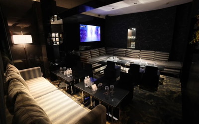SoloMON/ソロモンの店内3